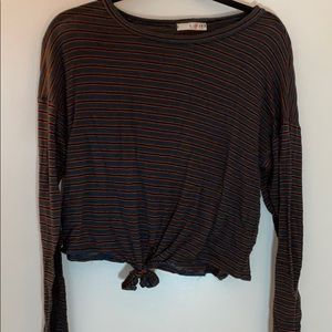 Long sleeve crop top